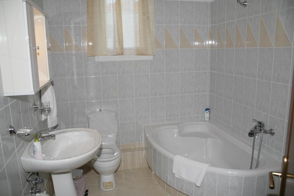 Elanthi Hostel Kesriye Dış mekan fotoğraf