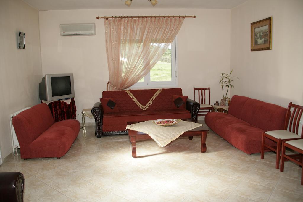 Elanthi Hostel Kesriye Dış mekan fotoğraf